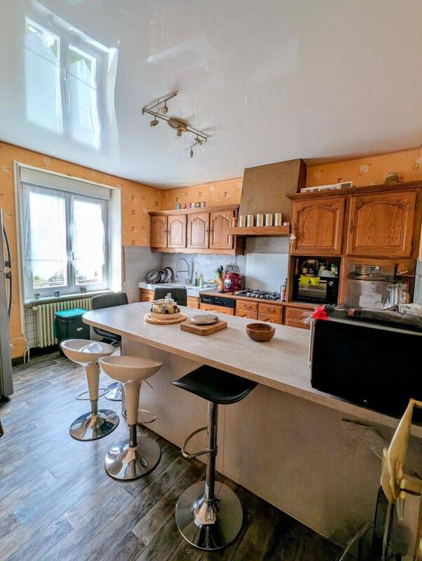 Maison - 98 m² - 4 pièces