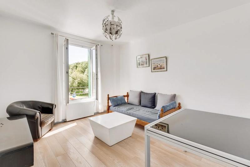 Maison - 172 m² - 9 pièces