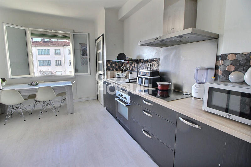 Appartement - 67 m² - 3 pièces