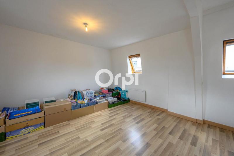 Immeuble - 104 m² - 6 pièces