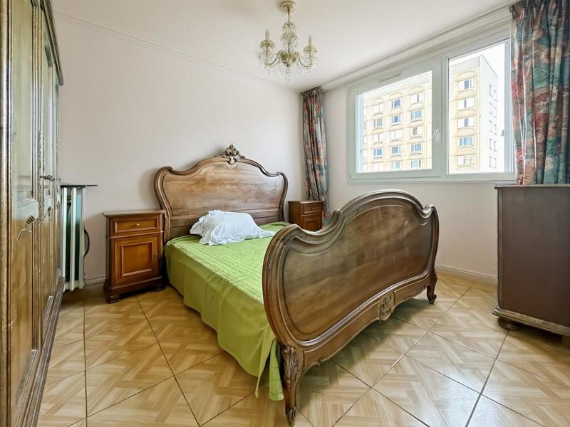 Appartement - 82 m² - 3 pièces