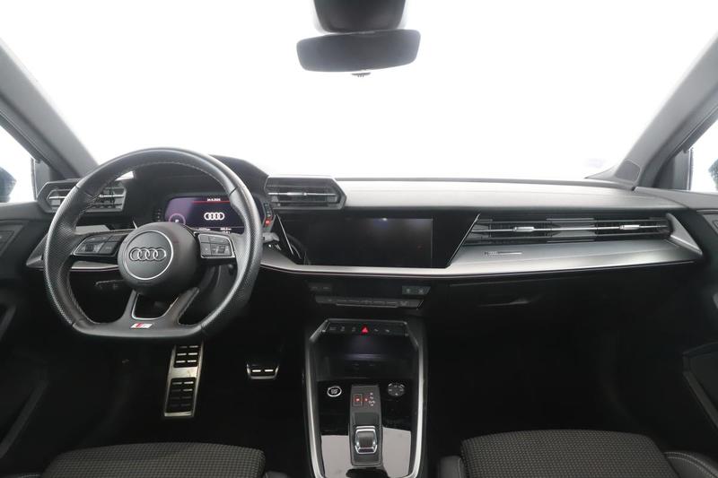 Audi A3 sportback 35 Tfsi mHEV s line s tronic 7 150 ch