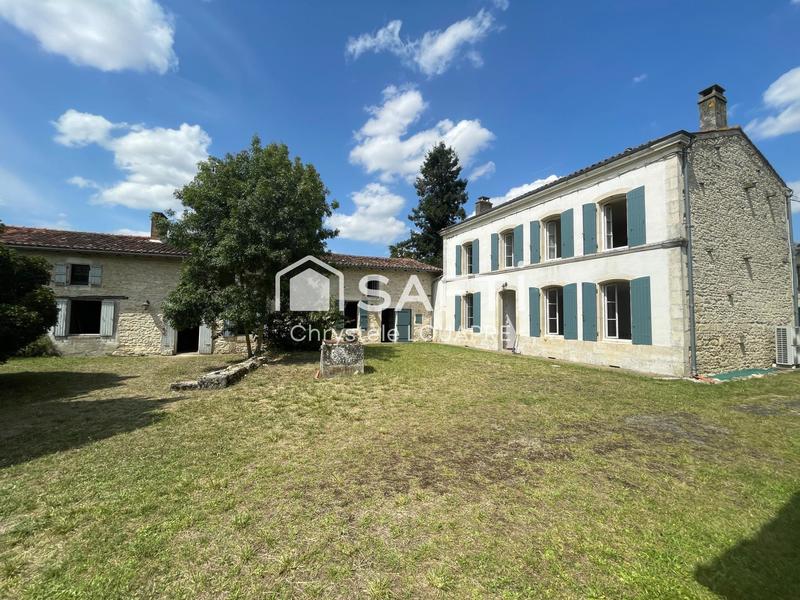 Maison - 285 m² - 8 pièces