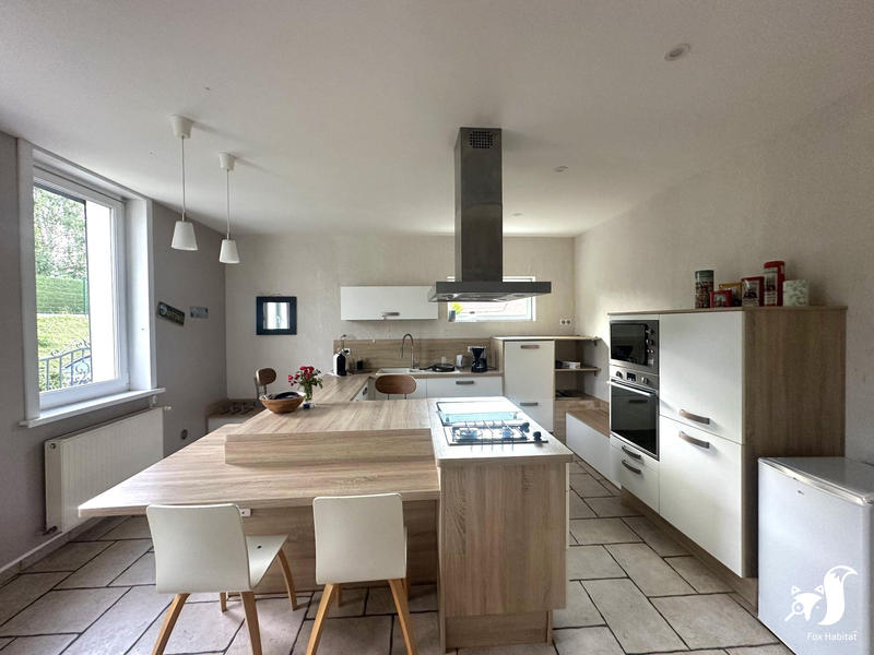 Maison - 159 m² - 5 pièces