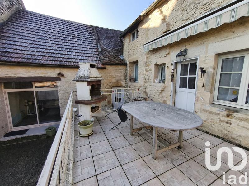 Maison de village - 229 m² - 8 pièces