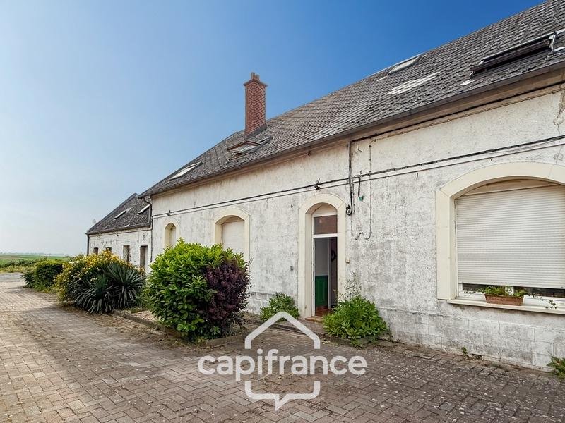 Maison - 300 m² - 12 pièces