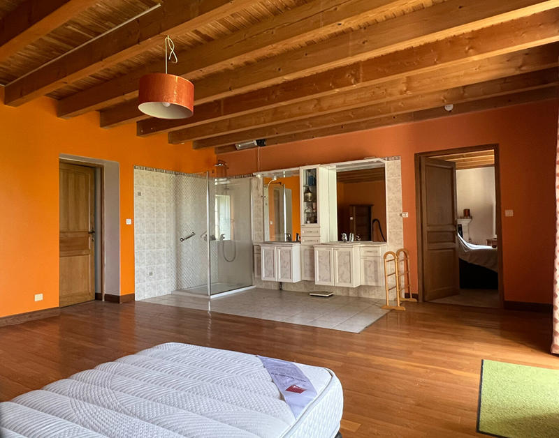 Maison - 213 m² - 4 pièces