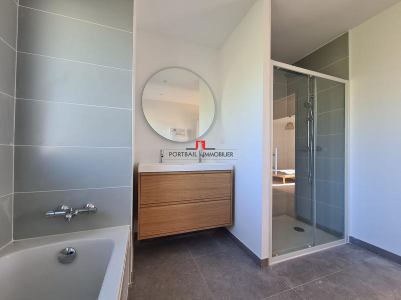 Maison contemporaine - 105 m² - 5 pièces