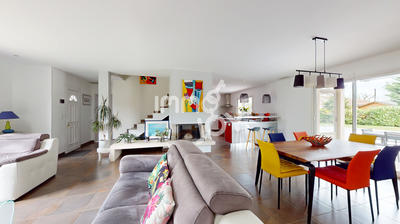 Maison - 144 m² - 4 pièces