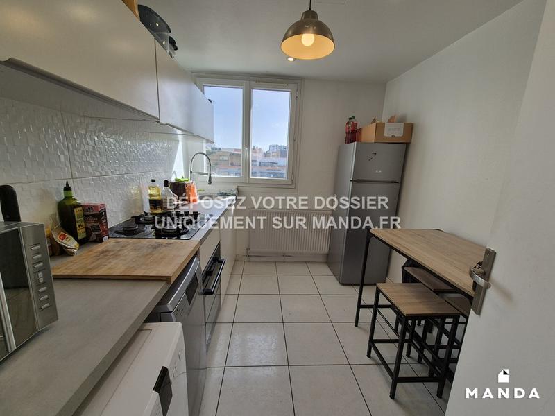 Chambre - 10 m² - 4 pièces