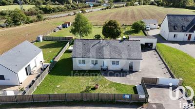 Maison - 98 m² - 5 pièces