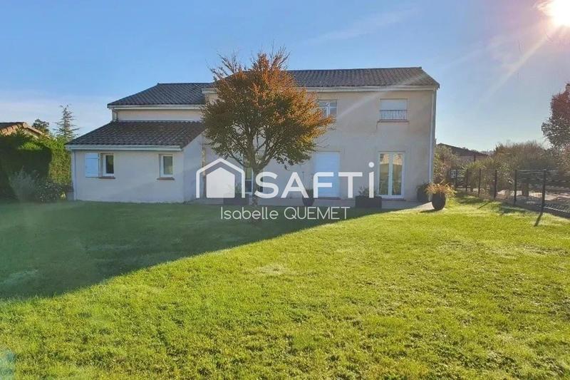 Maison - 180 m² - 10 pièces