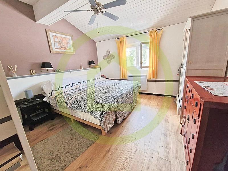 Maison - 100 m² - 6 pièces