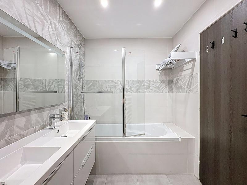 Maison contemporaine - 121 m² - 5 pièces