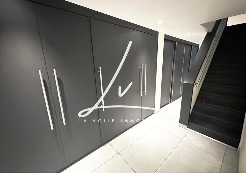 Duplex - 139 m² - 5 pièces