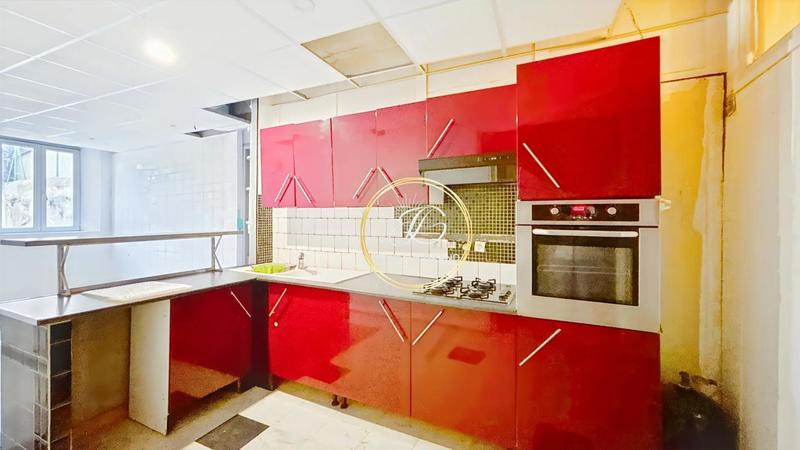 Propriété - 163 m² - 6 pièces