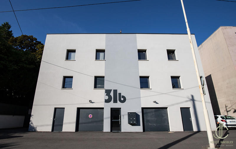 Appartement - 105 m² - 4 pièces