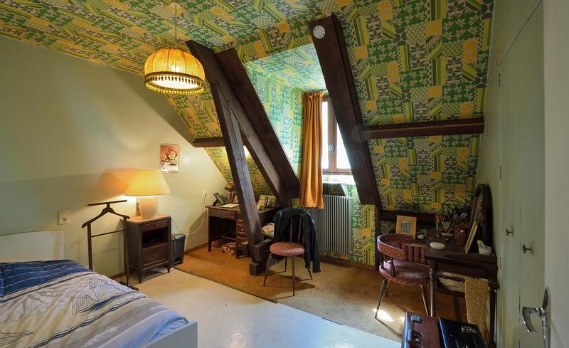 Maison - 335 m² - 11 pièces