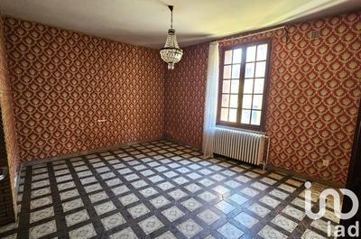 Maison - 104 m² - 6 pièces