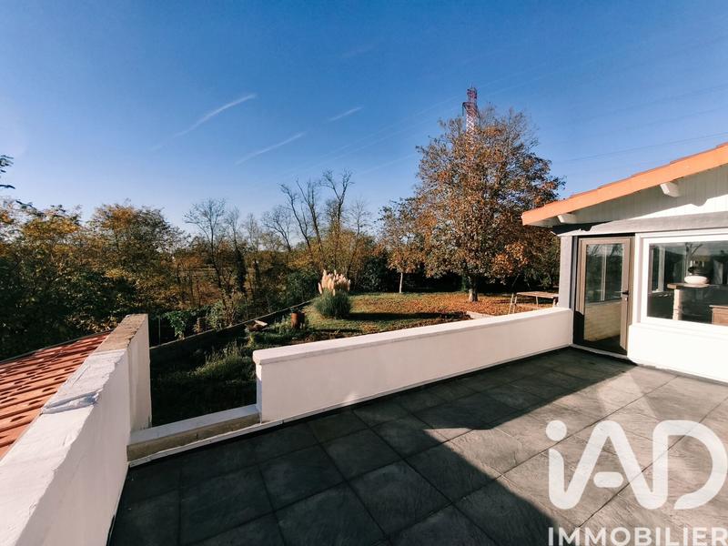 Maison - 166 m² - 6 pièces