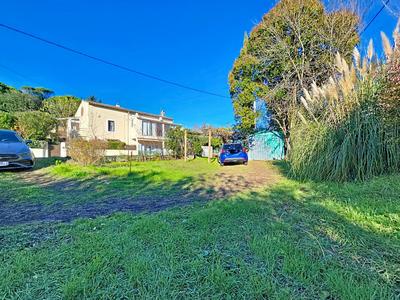 Maison - 101 m² - 5 pièces