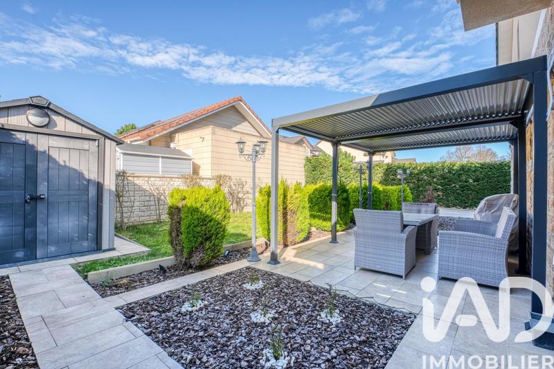 Maison - 122 m² - 5 pièces