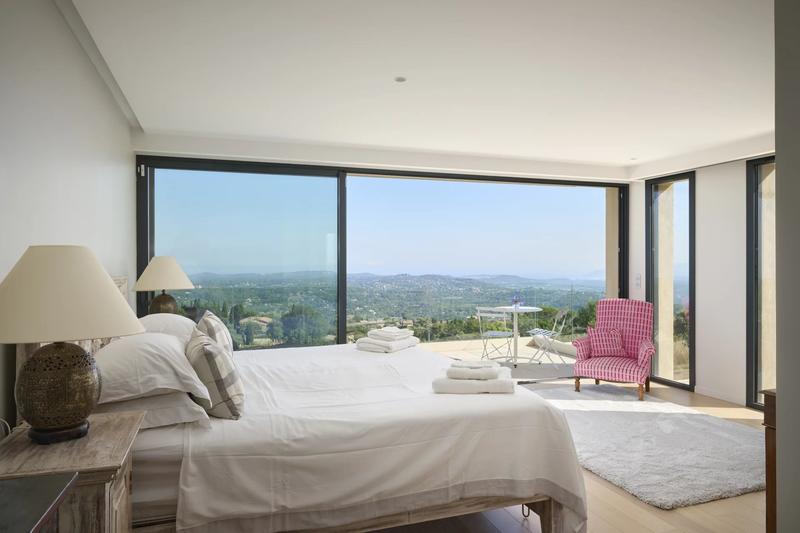 Maison - 540 m² - 12 pièces