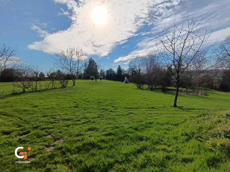 Maison - 168 m² - 8 pièces