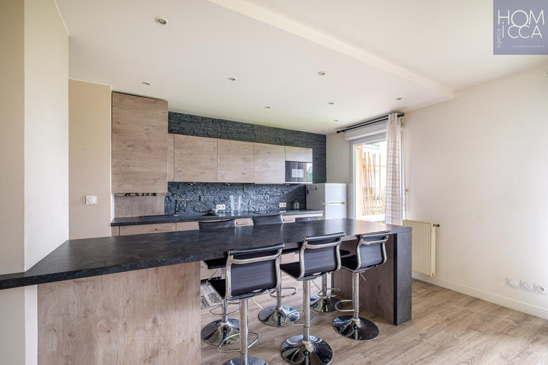 Appartement - 75 m² - 3 pièces