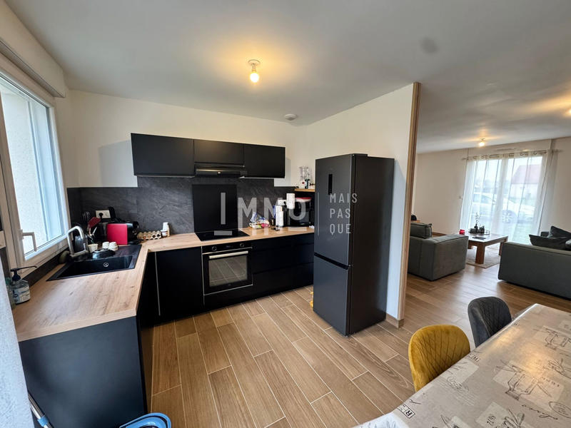 Maison - 90 m² - 4 pièces