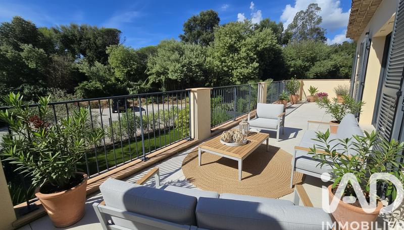 Appartement - 108 m² - 4 pièces