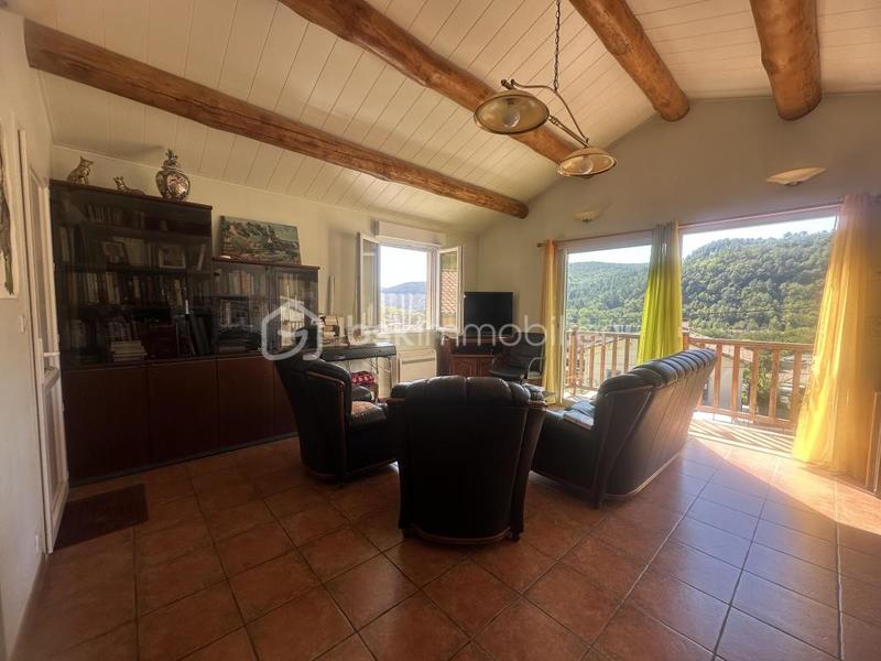 Villa - 125 m² - 5 pièces