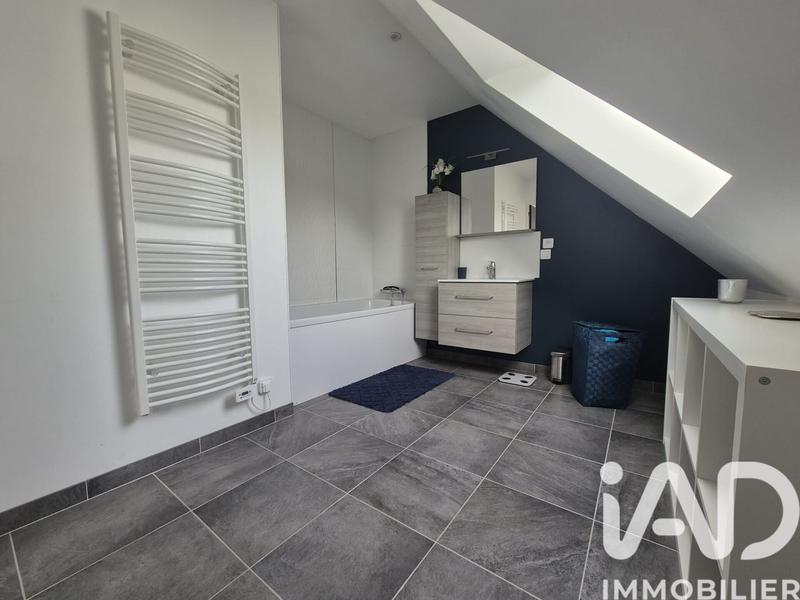 Maison - 140 m² - 6 pièces