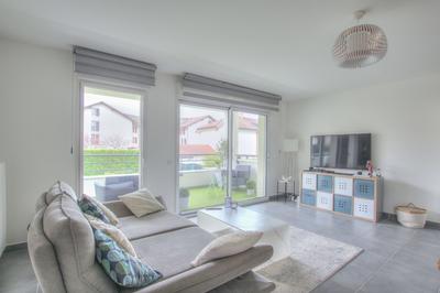 Appartement - 93 m² - 4 pièces