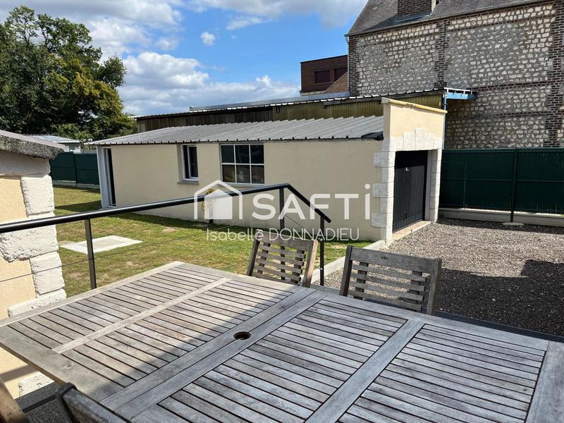 Maison - 96 m² - 4 pièces