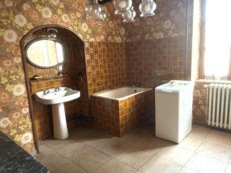 Maison - 227 m² - 7 pièces