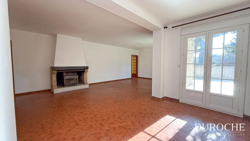 Maison - 208 m² - 7 pièces