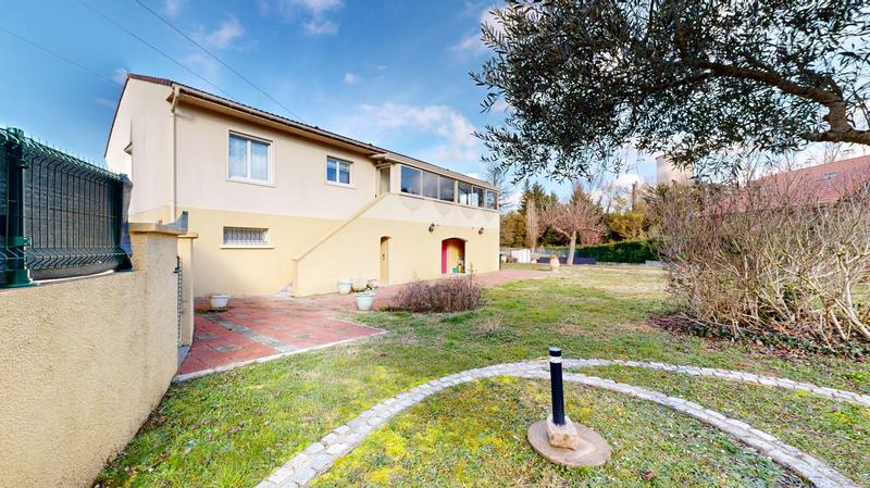 Maison - 167 m² - 5 pièces