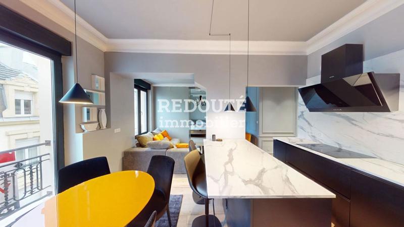 Appartement - 81 m² - 5 pièces