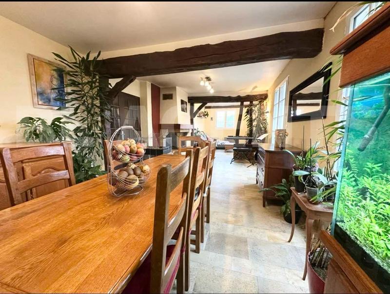 Maison traditionnelle - 114 m² - 6 pièces