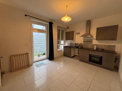 Maison - 104 m² - 5 pièces