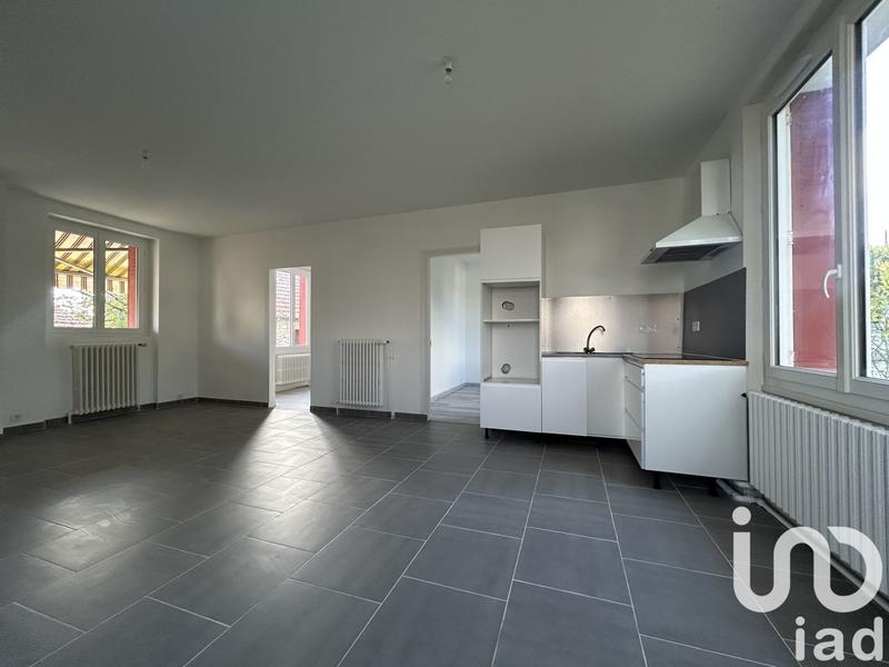 Maison - 74 m² - 5 pièces