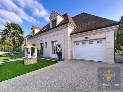 Maison - 147 m² - 7 pièces