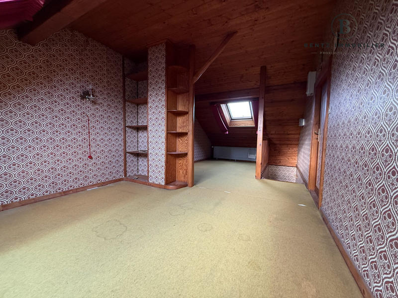 Maison - 98 m² - 6 pièces