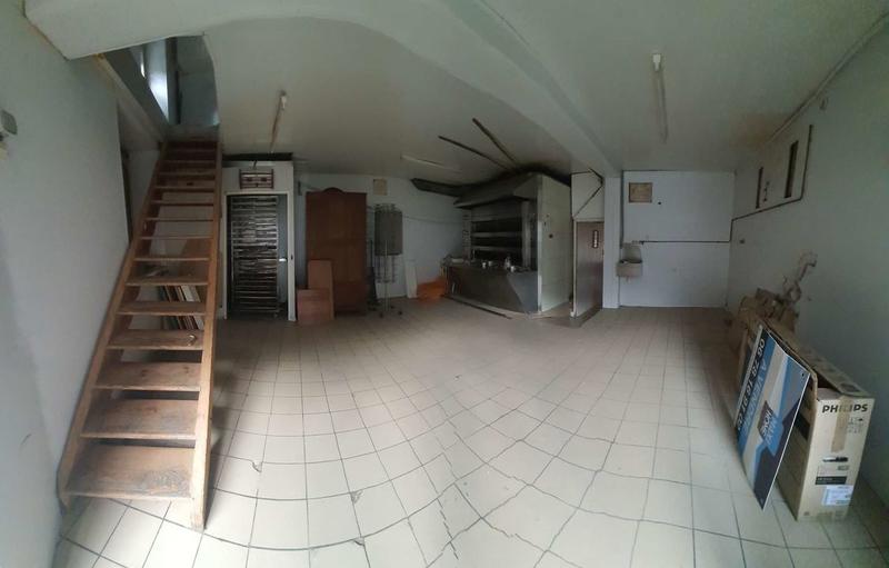 Maison - 220 m² - 9 pièces