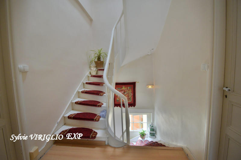 Maison - 155 m² - 6 pièces