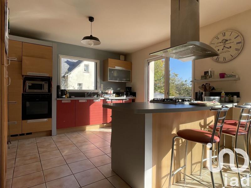 Maison - 145 m² - 6 pièces