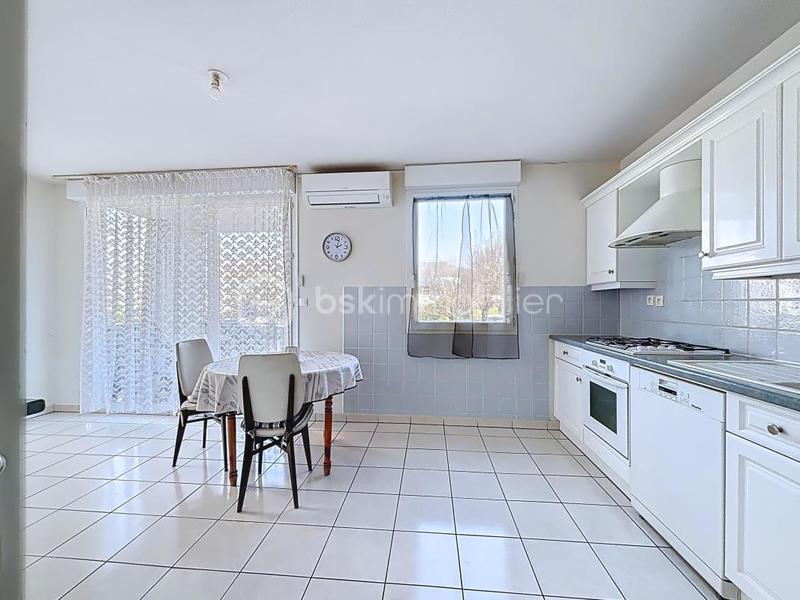 Appartement - 97 m² - 4 pièces