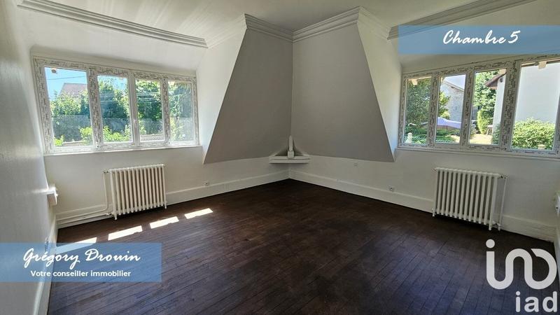 Maison - 258 m² - 8 pièces