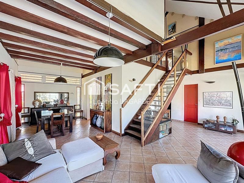 Maison - 146 m² - 6 pièces